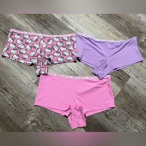 Hello Kitty Womens Underwear Set